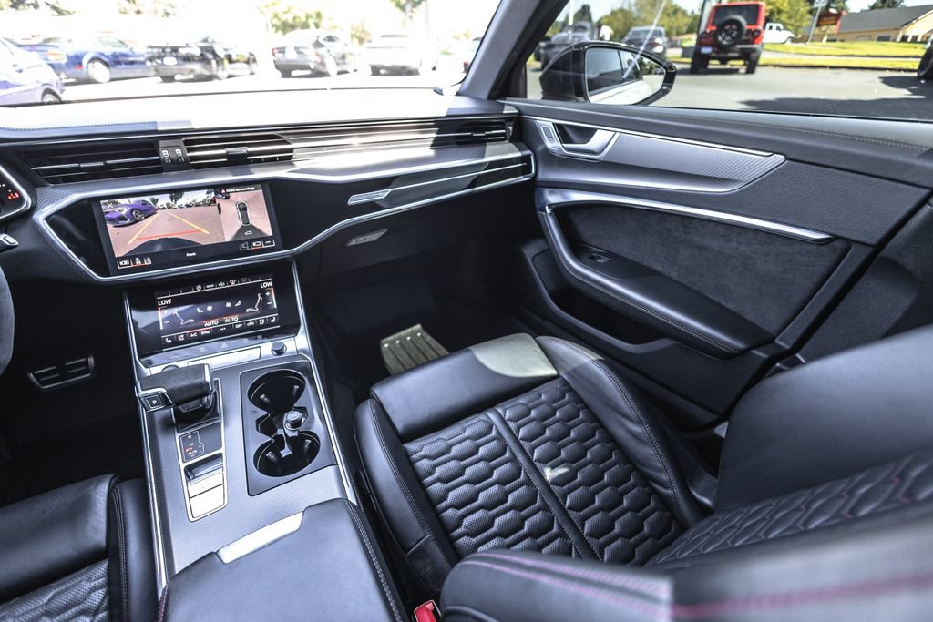 Used 2021 Audi RS 6 w/ Carbon Optic Package AWD/4WD image 23