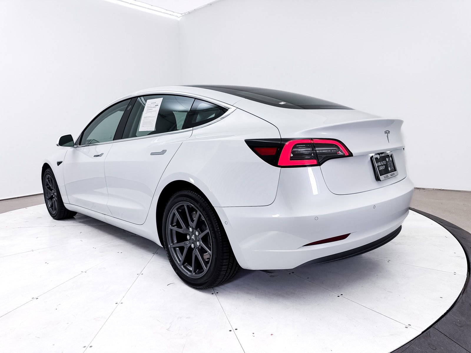 Used 2019 Tesla Model 3 Standard Range Plus RWD image 13