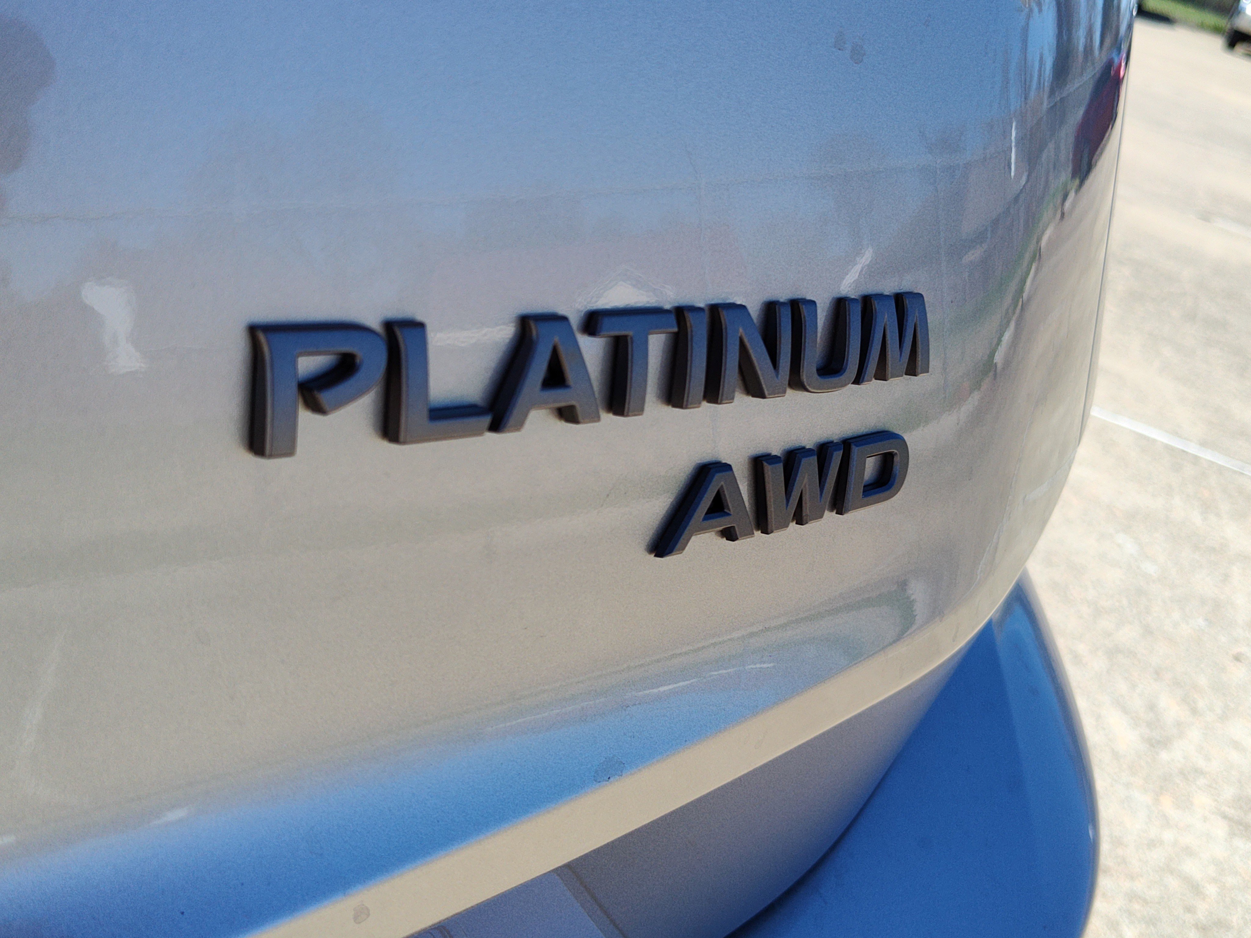 New 2026 Nissan Rogue Platinum w/ Platinum Premium Package image 4