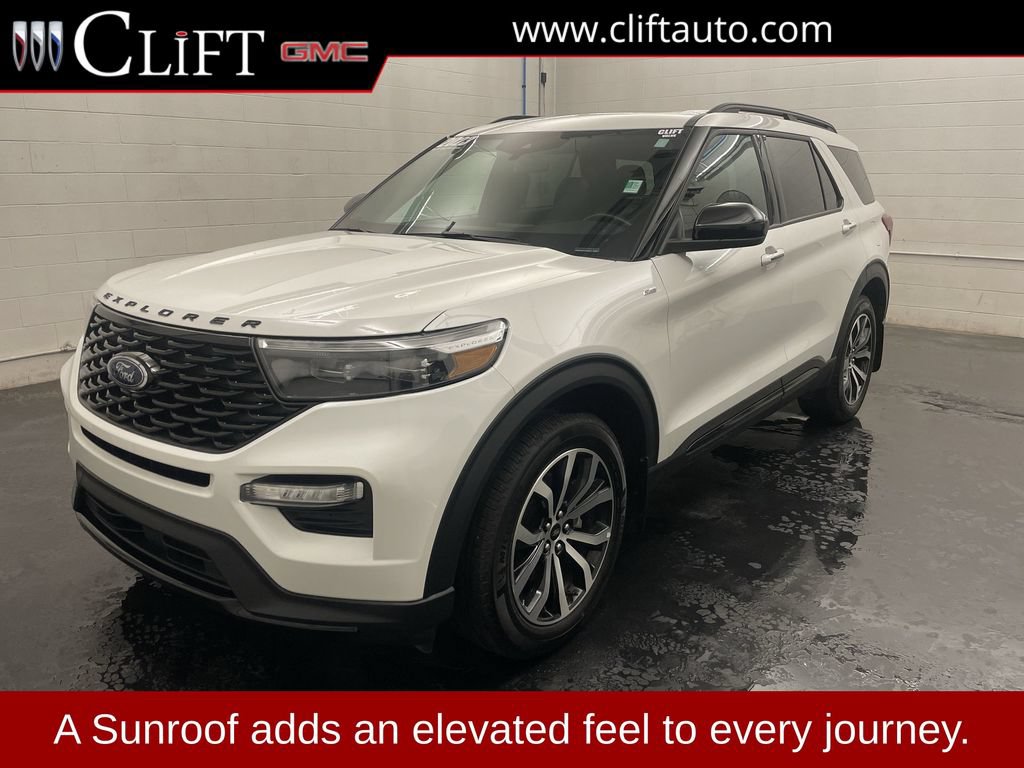 Used 2023 Ford Explorer ST-Line w/ Class IV Trailer Tow Package AWD/4WD image 1