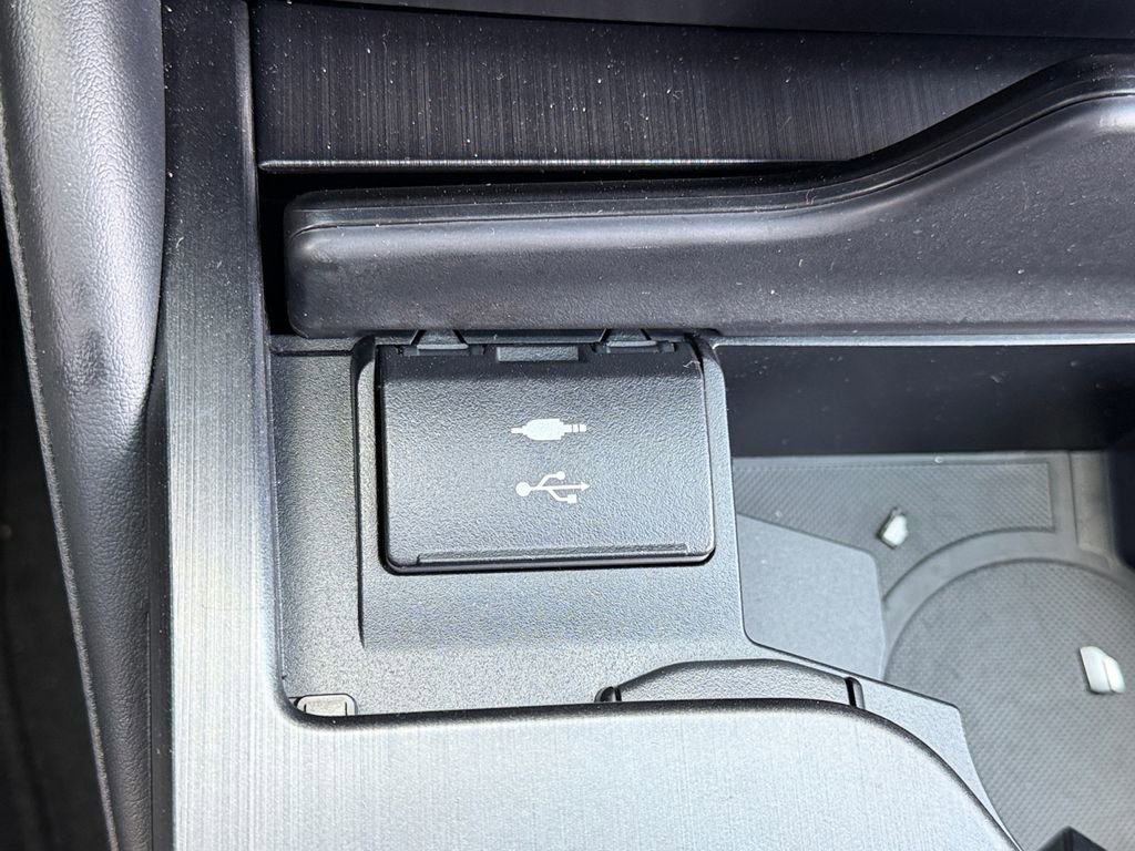 Used 2022 Lexus ES 350 350 w/ Premium Package image 22