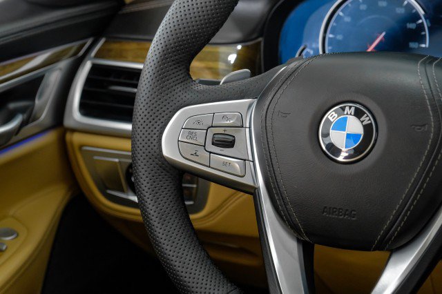 Used 2019 BMW 740i w/ Executive Package RWD image 16