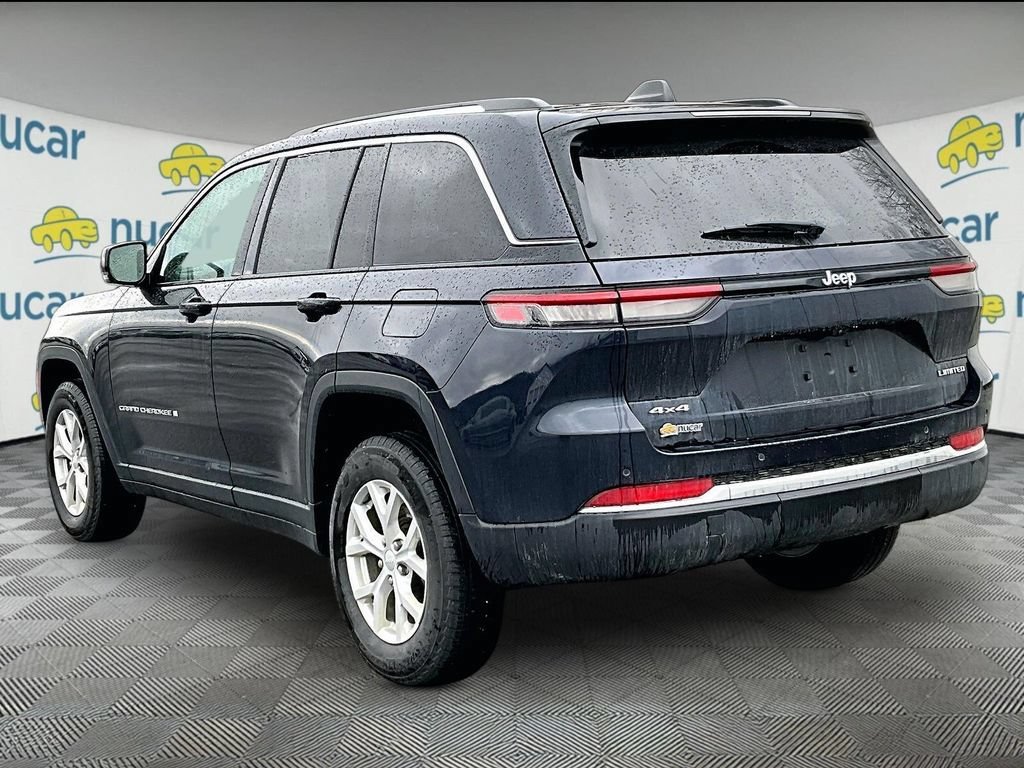 Used 2024 Jeep Grand Cherokee Limited AWD/4WD image 4