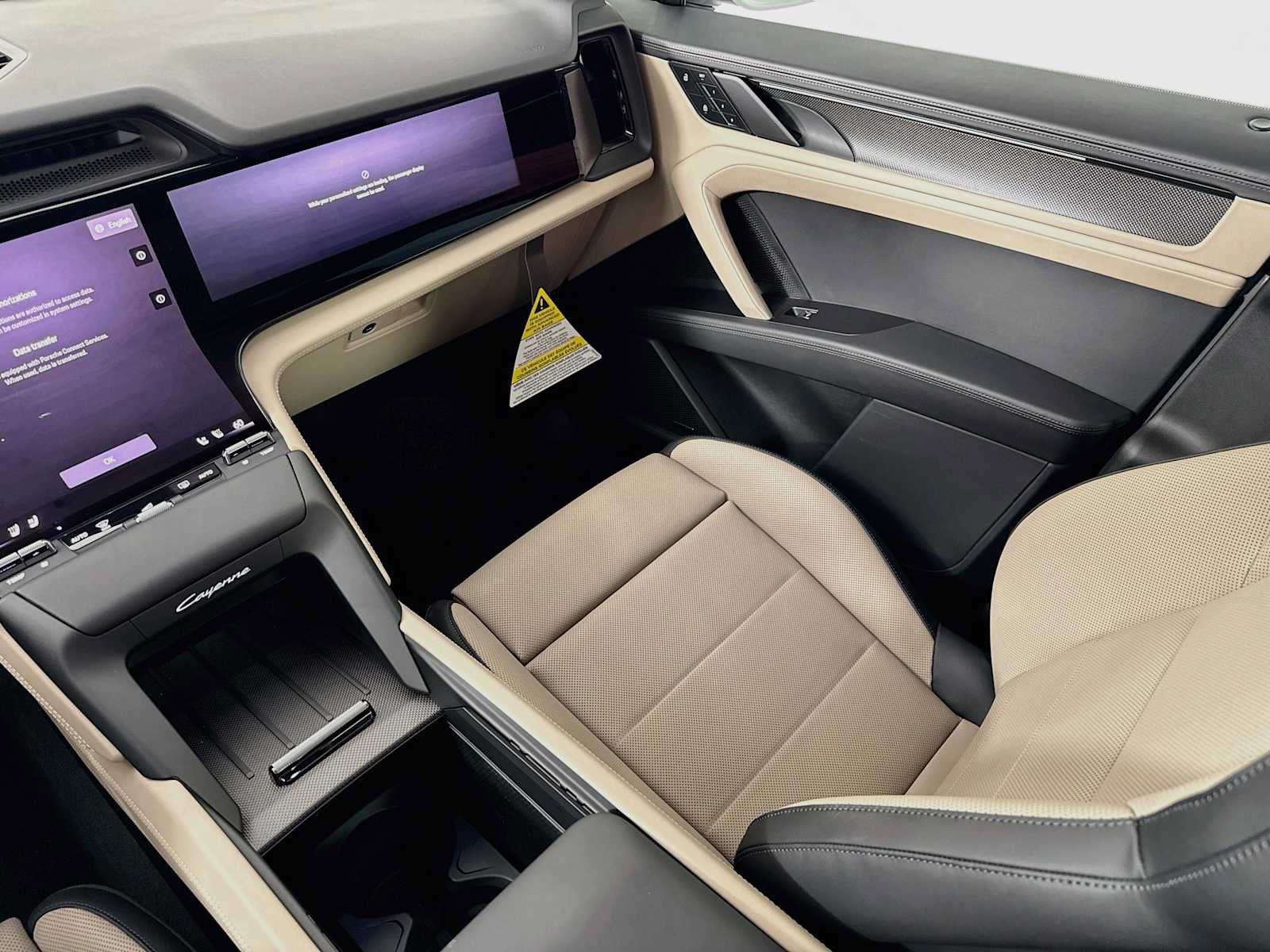 New 2026 Porsche Cayenne Turbo AWD/4WD image 24