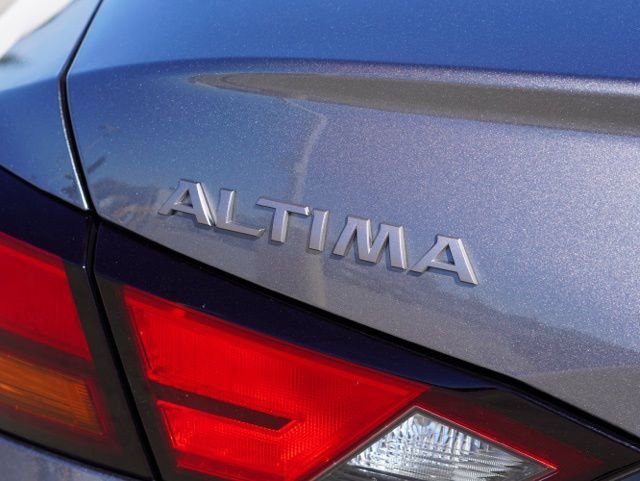 Used 2024 Nissan Altima 2.5 S FWD image 9
