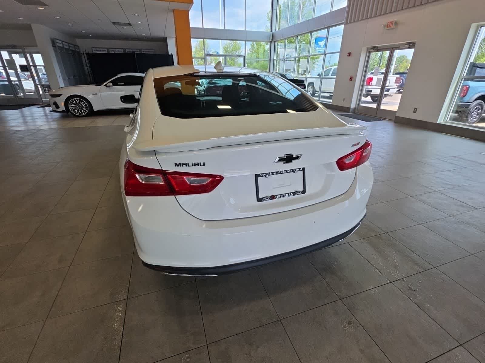 Used 2022 Chevrolet Malibu RS FWD image 10
