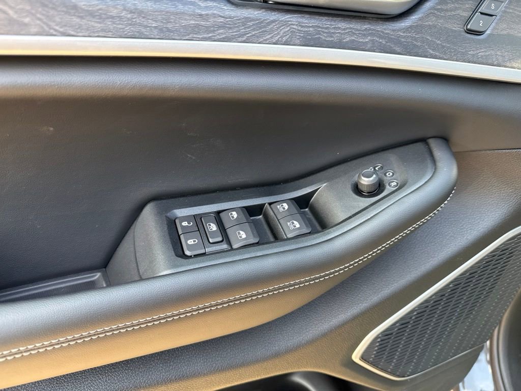 New 2026 Jeep Grand Cherokee L Limited AWD/4WD image 21