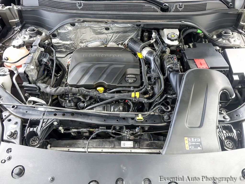 Used 2025 Chevrolet Trax LT FWD image 23