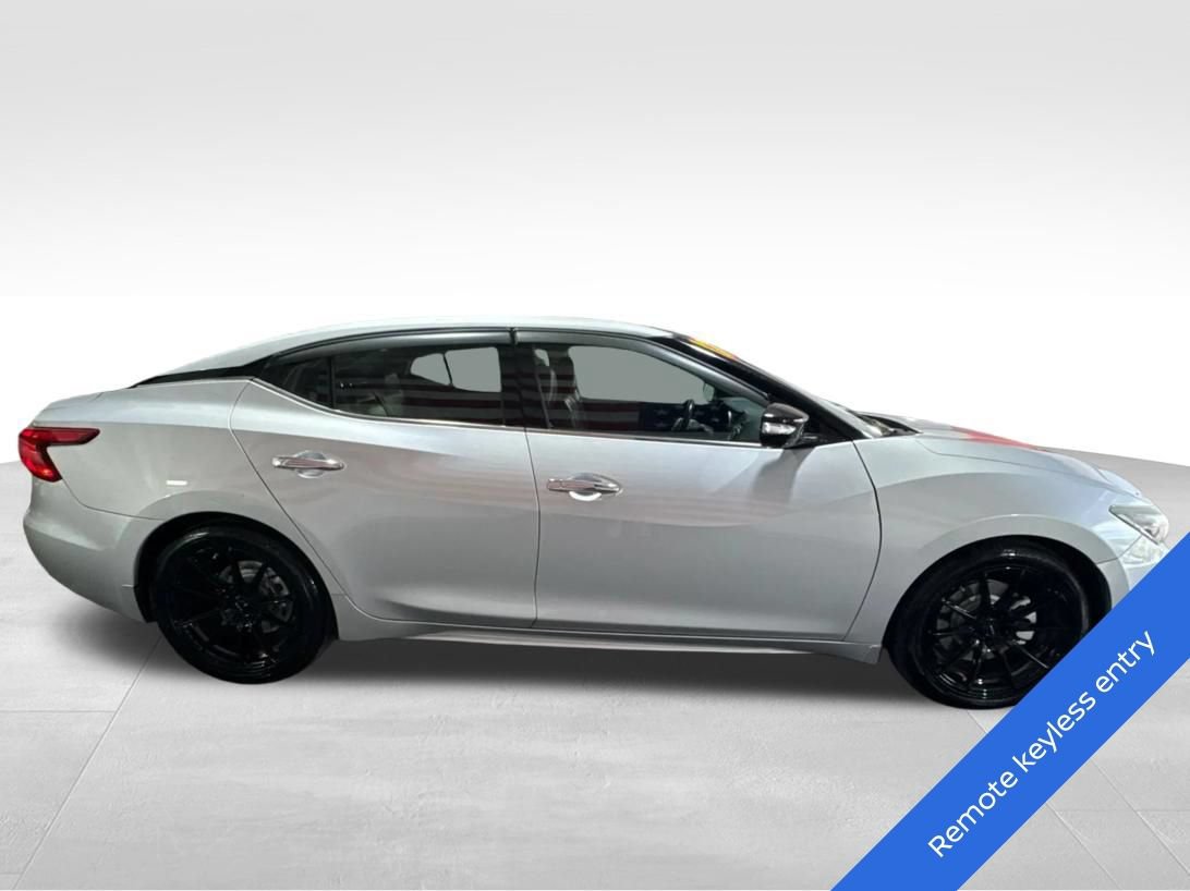 Used 2017 Nissan Maxima Platinum FWD image 4
