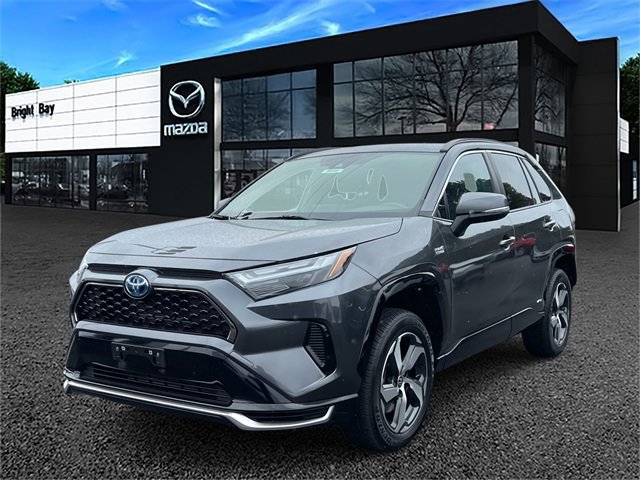 Used 2023 Toyota RAV4 SE image 2