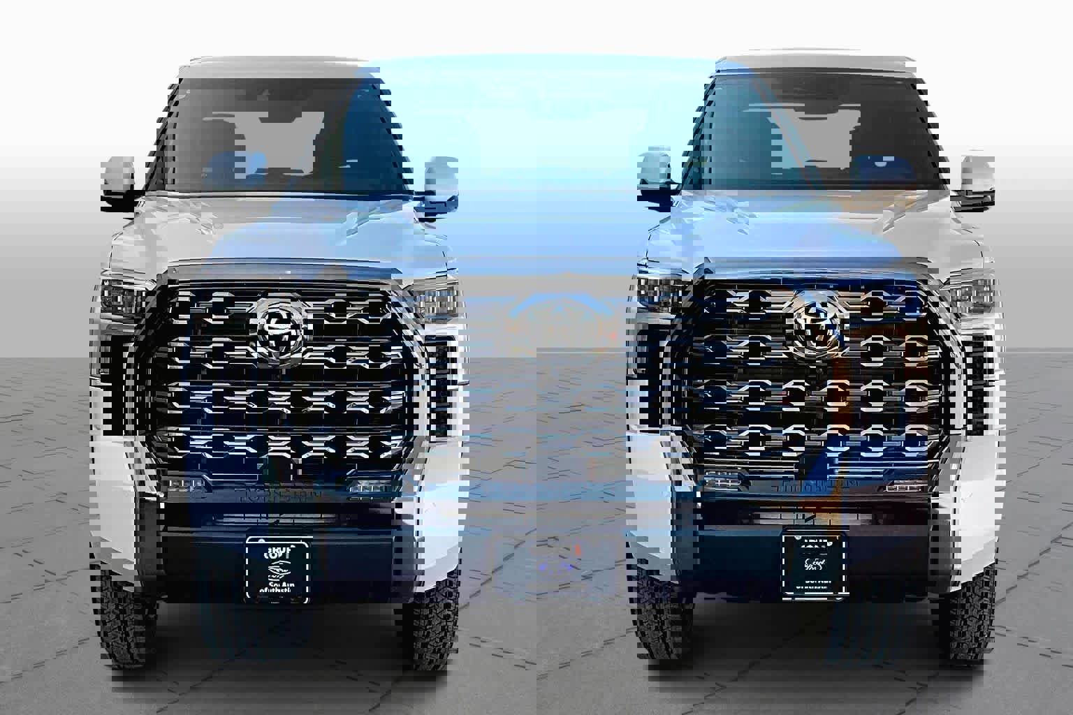 Used 2025 Toyota Tundra Platinum image 4