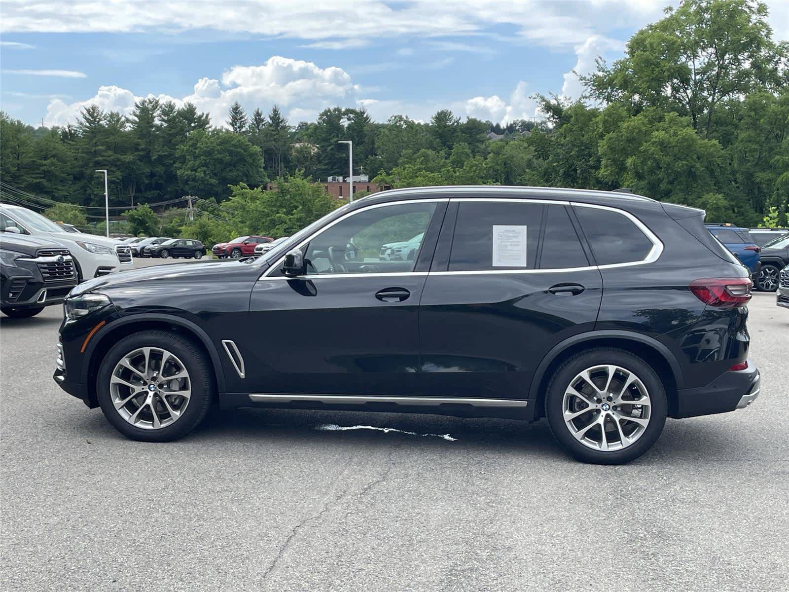 Used 2023 BMW X5 xDrive40i AWD/4WD image 2