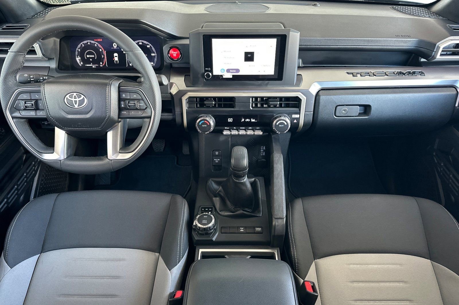 Used 2025 Toyota Tacoma TRD Off-Road AWD/4WD image 13