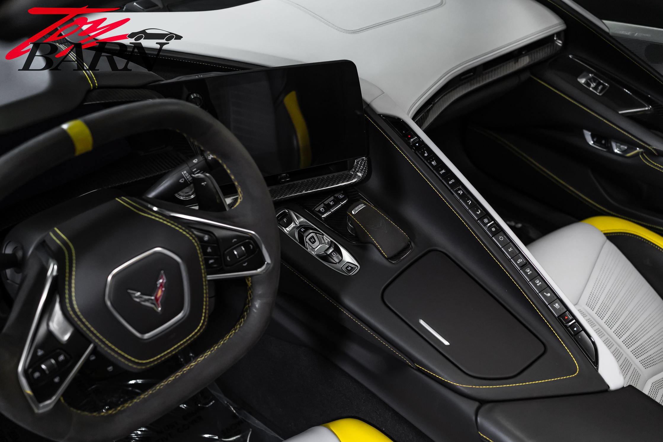 Used 2021 Chevrolet Corvette Stingray Premium Conv w/ Z51 Performance Package RWD image 36