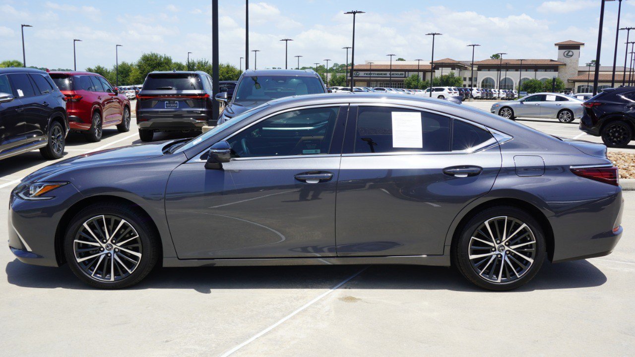 Certified 2024 Lexus ES 350 w/ Premium Package FWD image 6