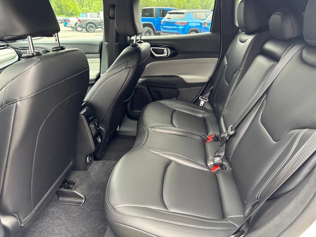 New 2026 Jeep Compass Limited AWD/4WD image 21