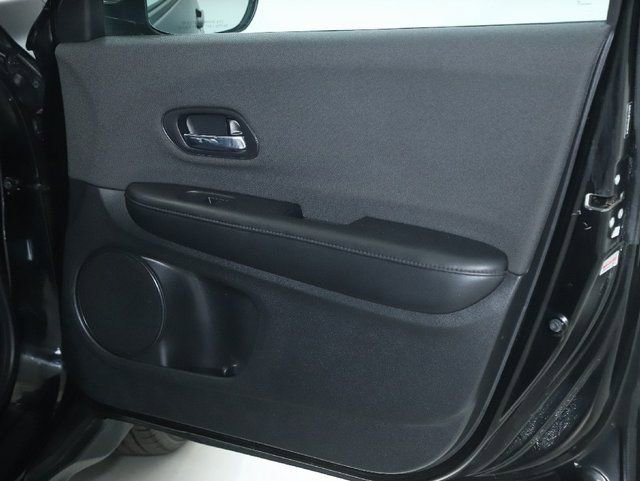 Used 2020 Honda HR-V LX image 32