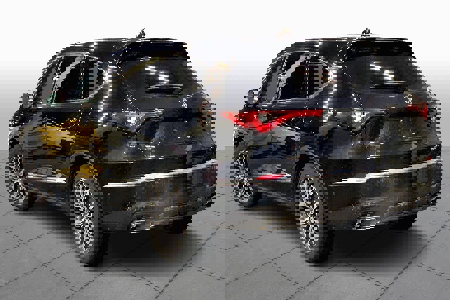 Used 2023 Acura MDX SH-AWD w/ Technology Package image 12