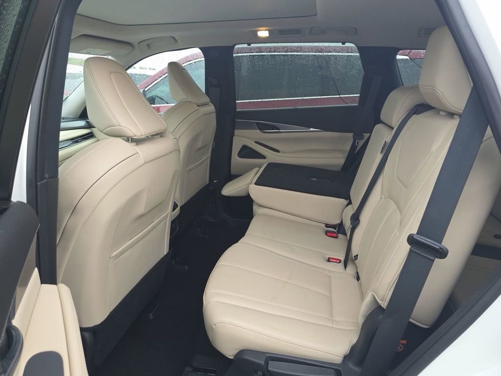 Certified 2023 INFINITI QX60 Luxe w/ Cargo Package image 15