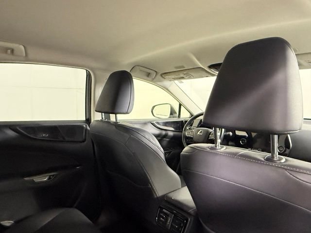 Used 2023 Lexus NX 250 FWD w/ Towing Package (2000 Lbs) image 27