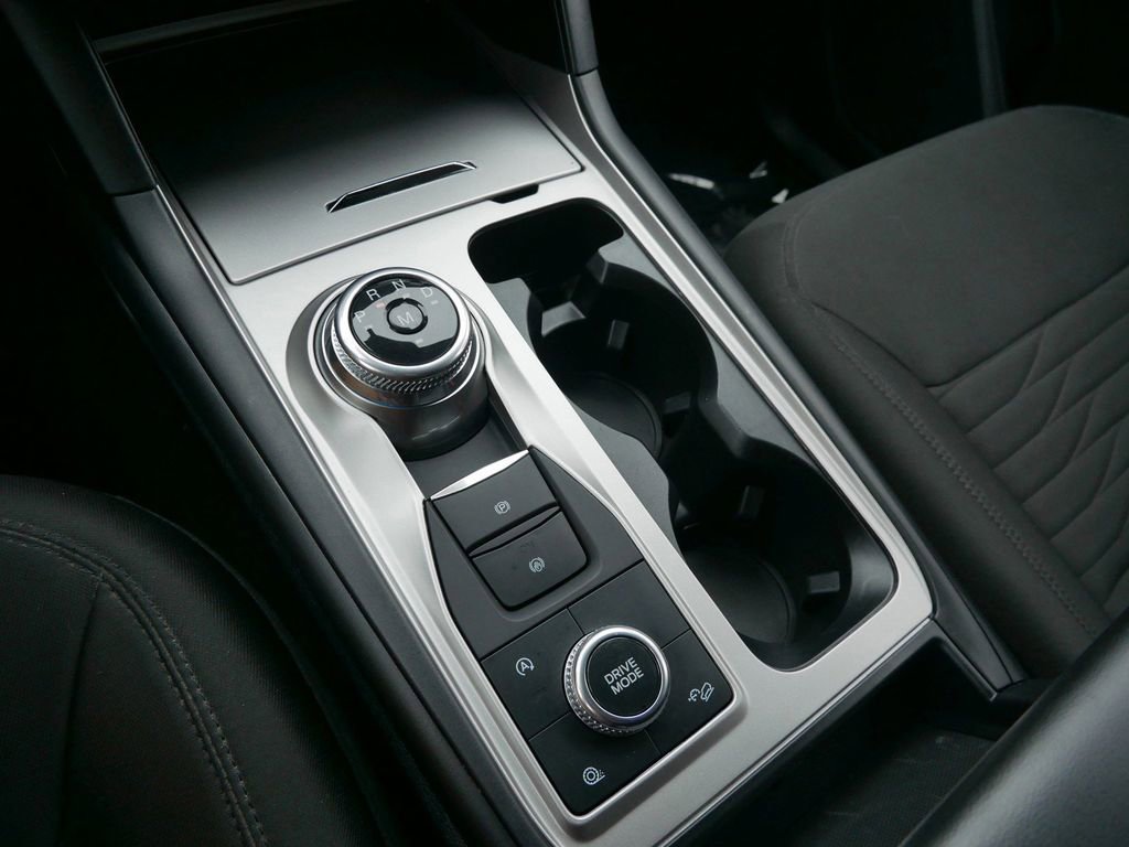 Used 2020 Ford Explorer XLT w/ Comfort Package image 27