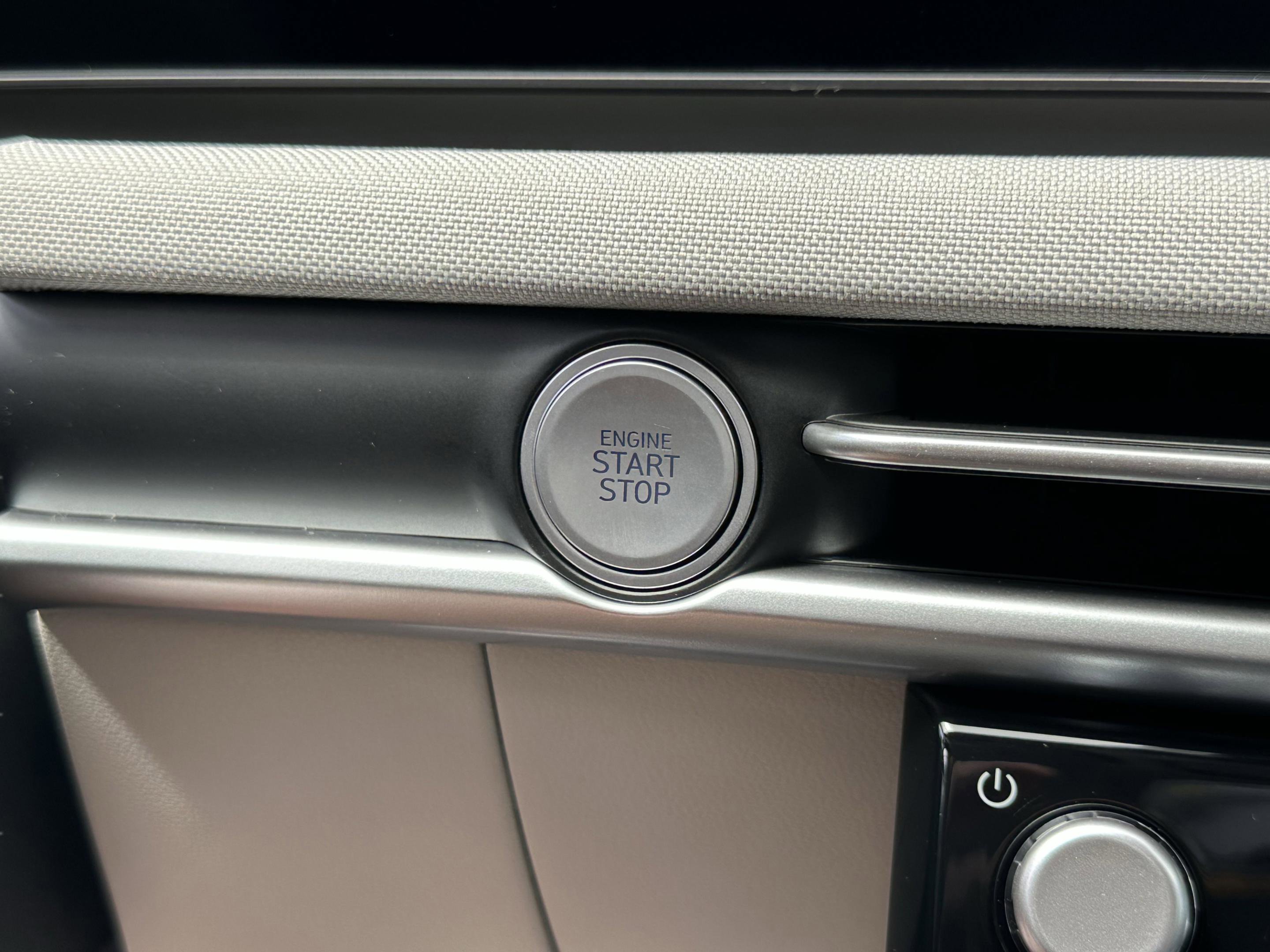 New 2026 Hyundai Tucson Limited FWD image 33