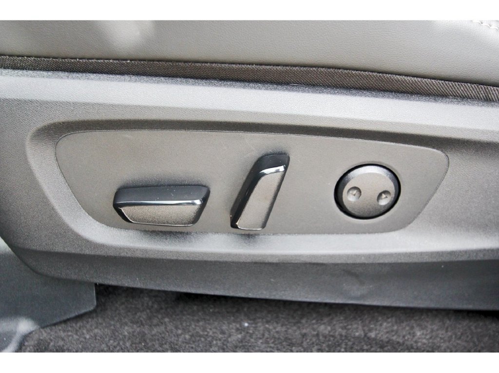 New 2026 Nissan Pathfinder Platinum FWD image 29
