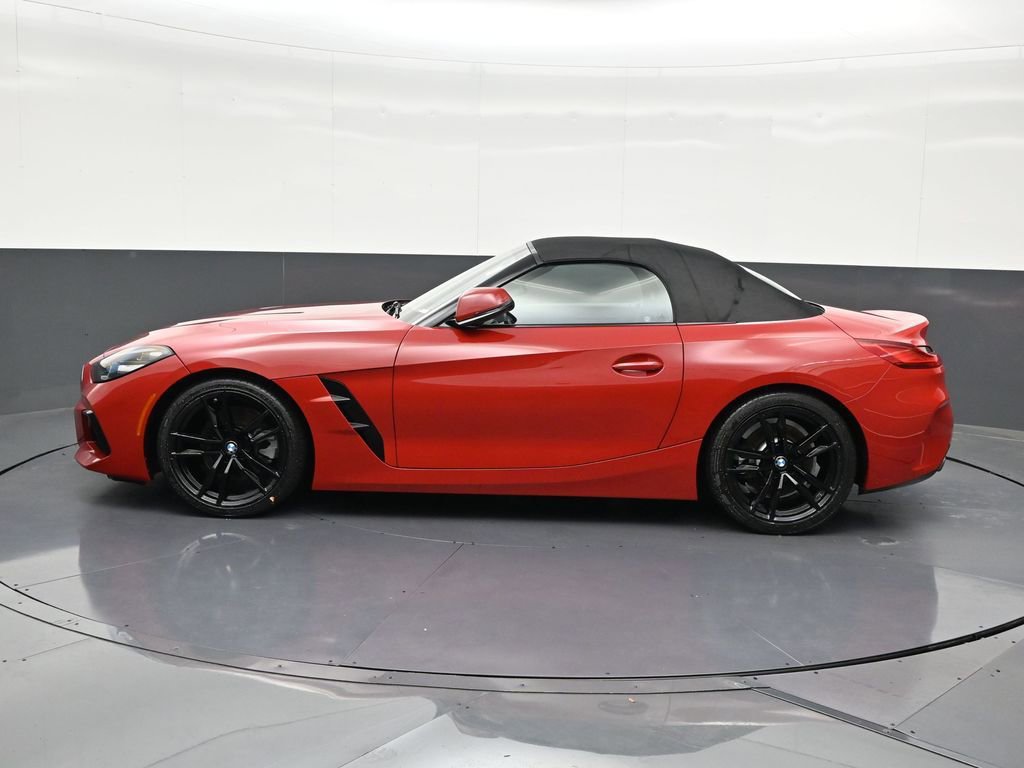 Used 2020 BMW Z4 sDrive30i w/ Premium Package RWD image 2