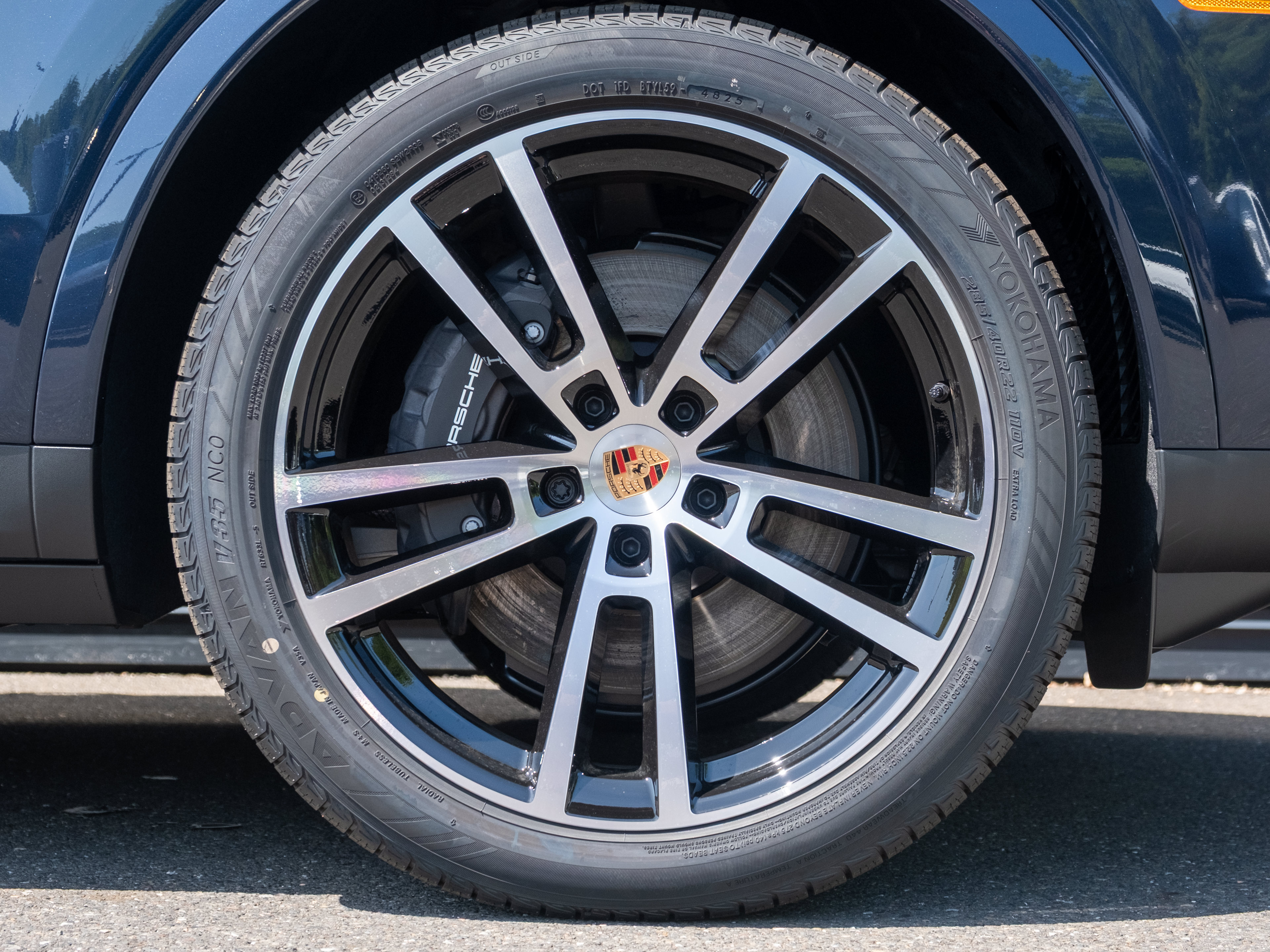 New 2026 Porsche Cayenne AWD/4WD image 15