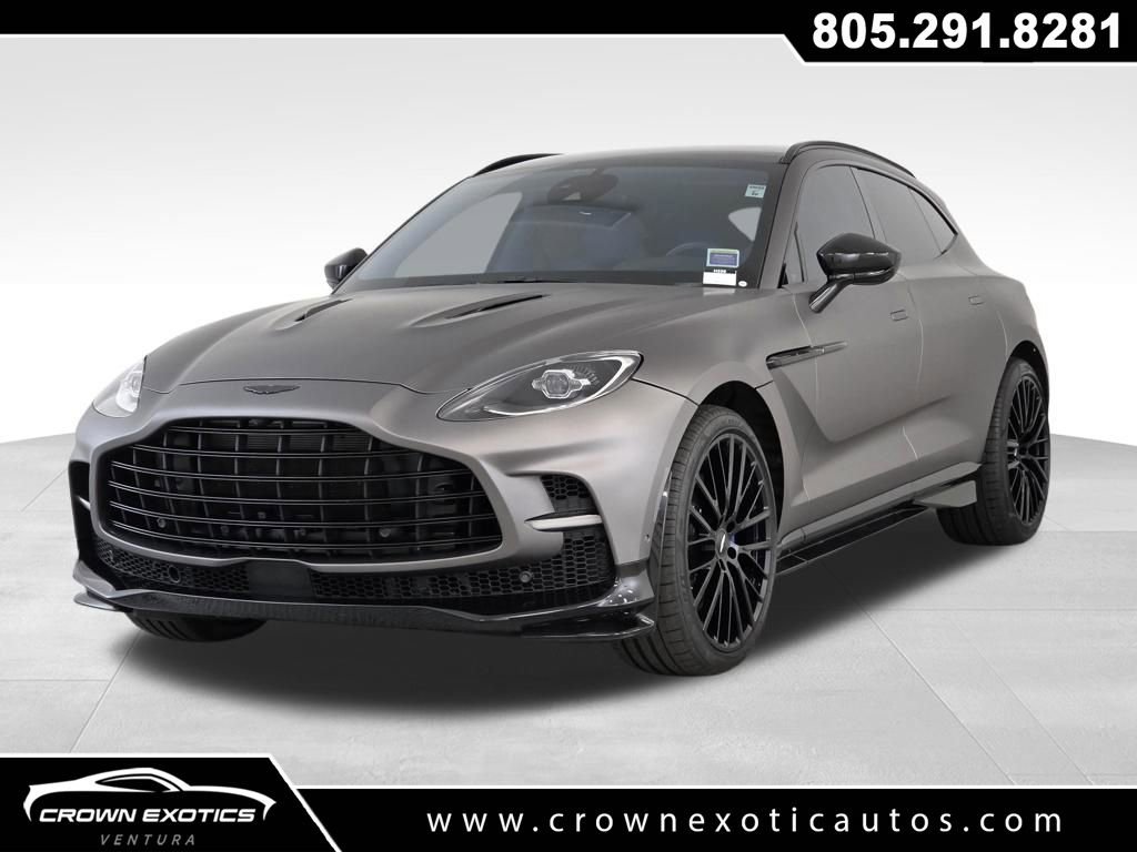 Used 2024 Aston Martin DBX 707 image 3