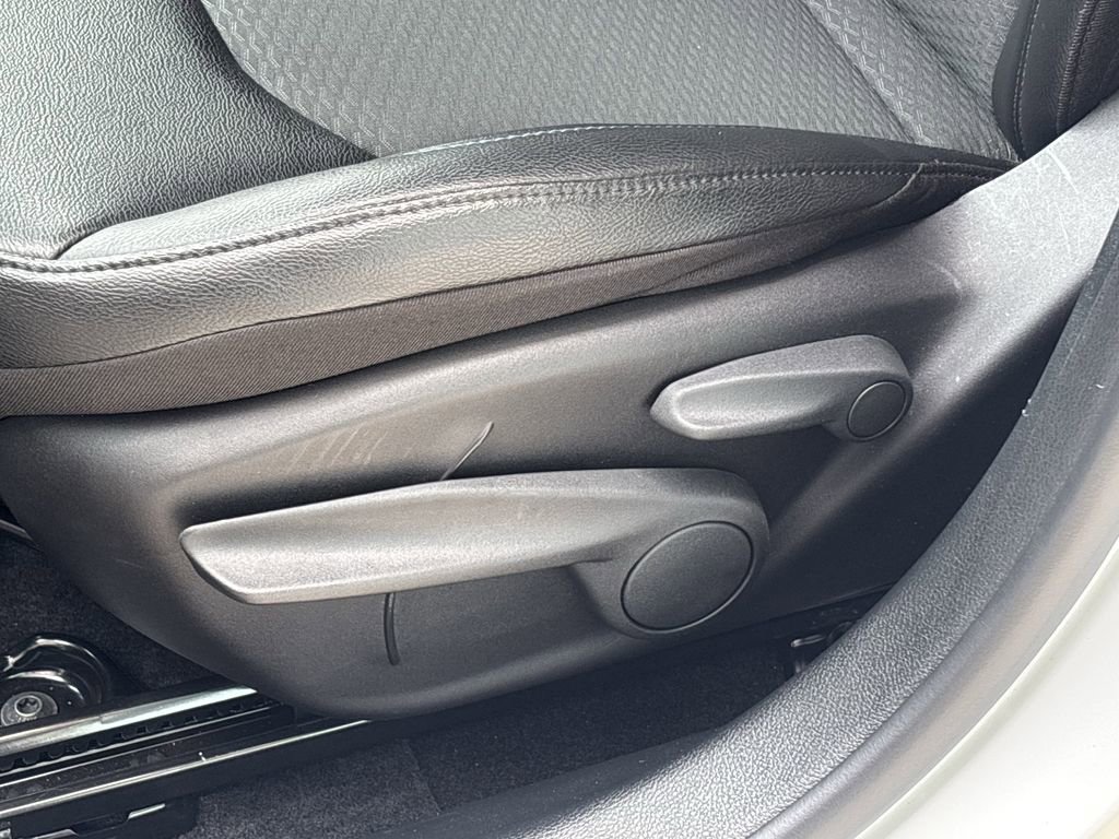 New 2026 Jeep Compass Latitude AWD/4WD image 24