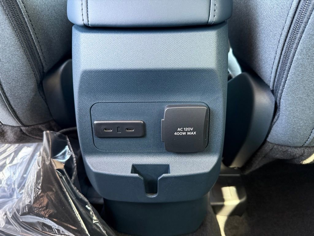 New 2025 Ford Maverick XLT w/ XLT Luxury Package image 13