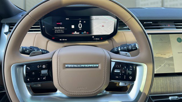 New 2026 Land Rover Range Rover SE image 32