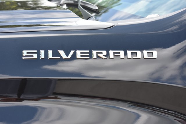 New 2026 Chevrolet Silverado 1500 LTZ w/ Technology Package AWD/4WD image 12