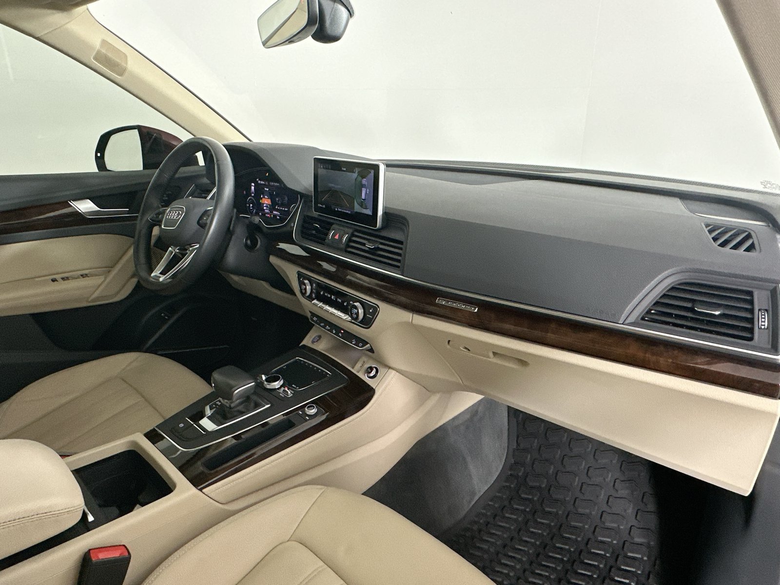 Used 2020 Audi Q5 e Prestige w/ Prestige Package AWD/4WD image 48