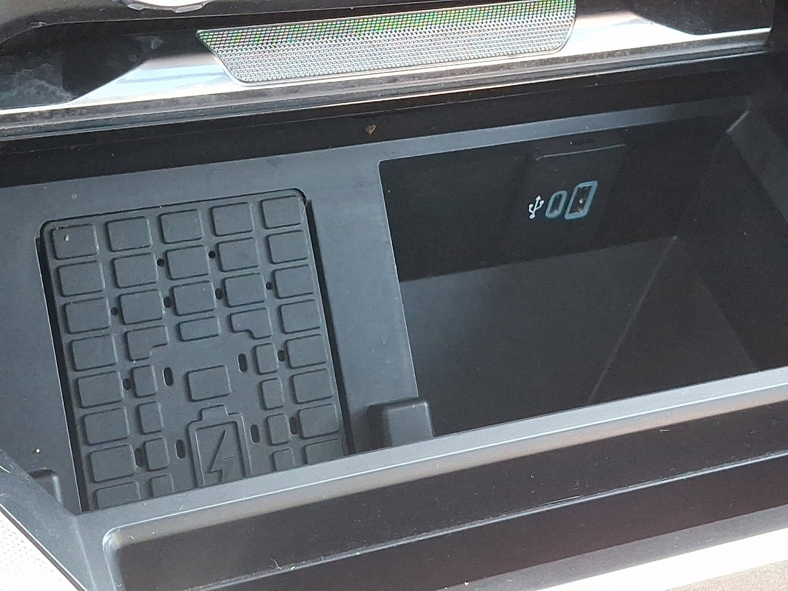 Certified 2024 Ford F450 Platinum w/ FX4 Off-Road Package image 34