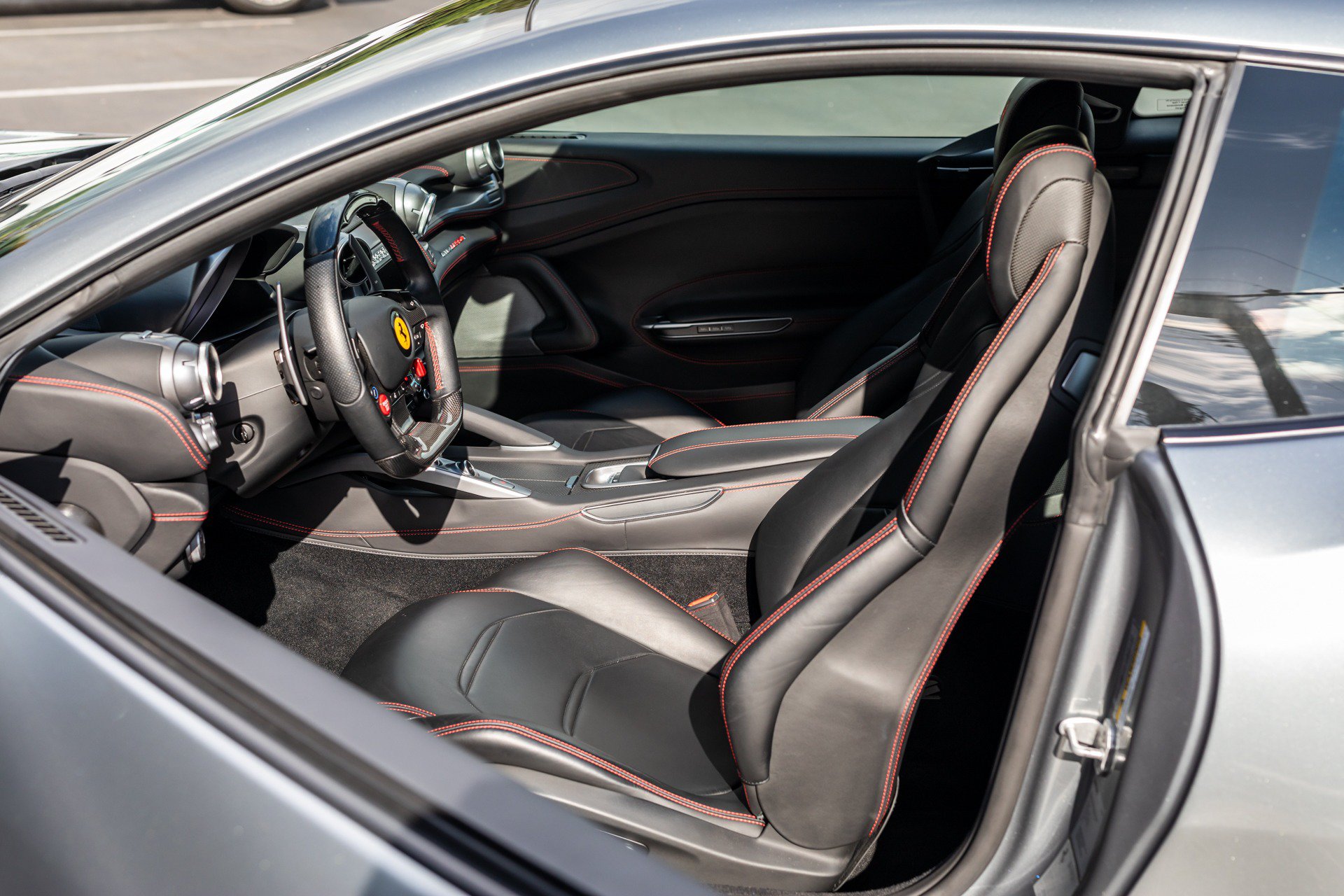 Used 2018 Ferrari GTC4Lusso T RWD image 48