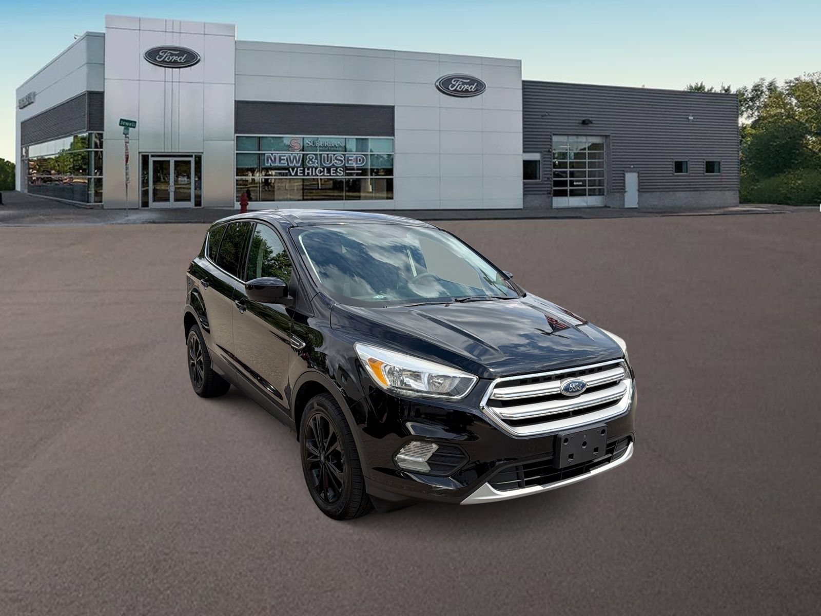 Used 2017 Ford Escape SE AWD/4WD image 2