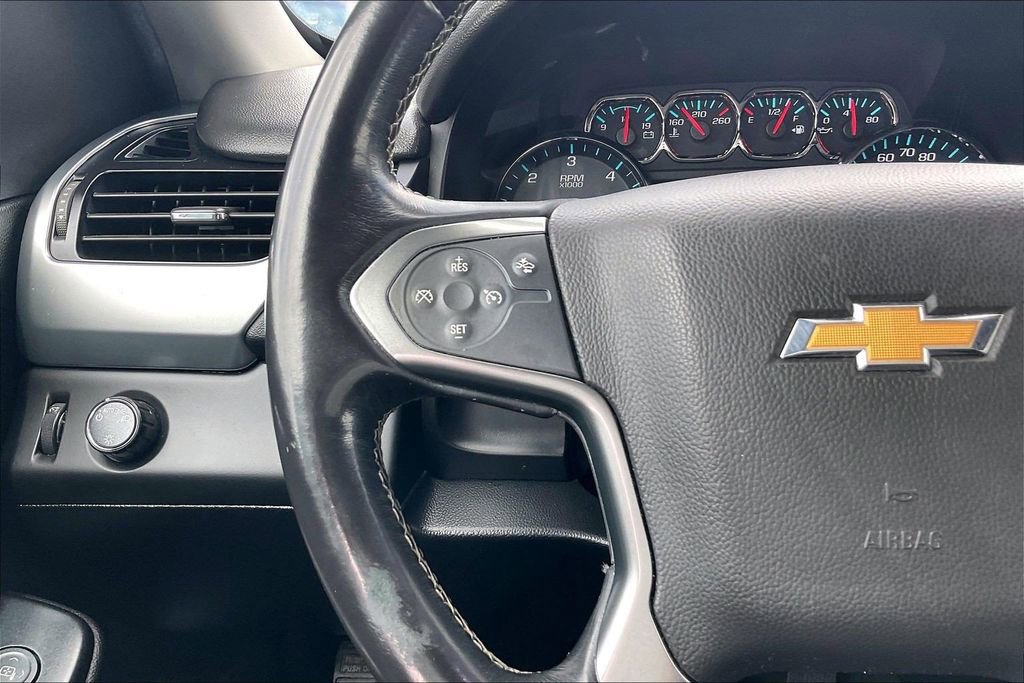 Used 2020 Chevrolet Suburban LT RWD image 10