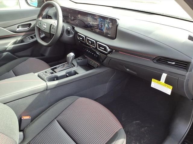 New 2026 Nissan Sentra SR image 18