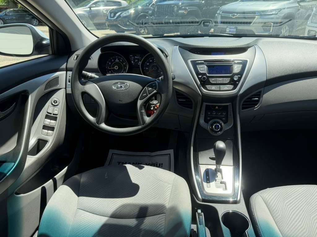 Used 2013 Hyundai Elantra GLS FWD image 21