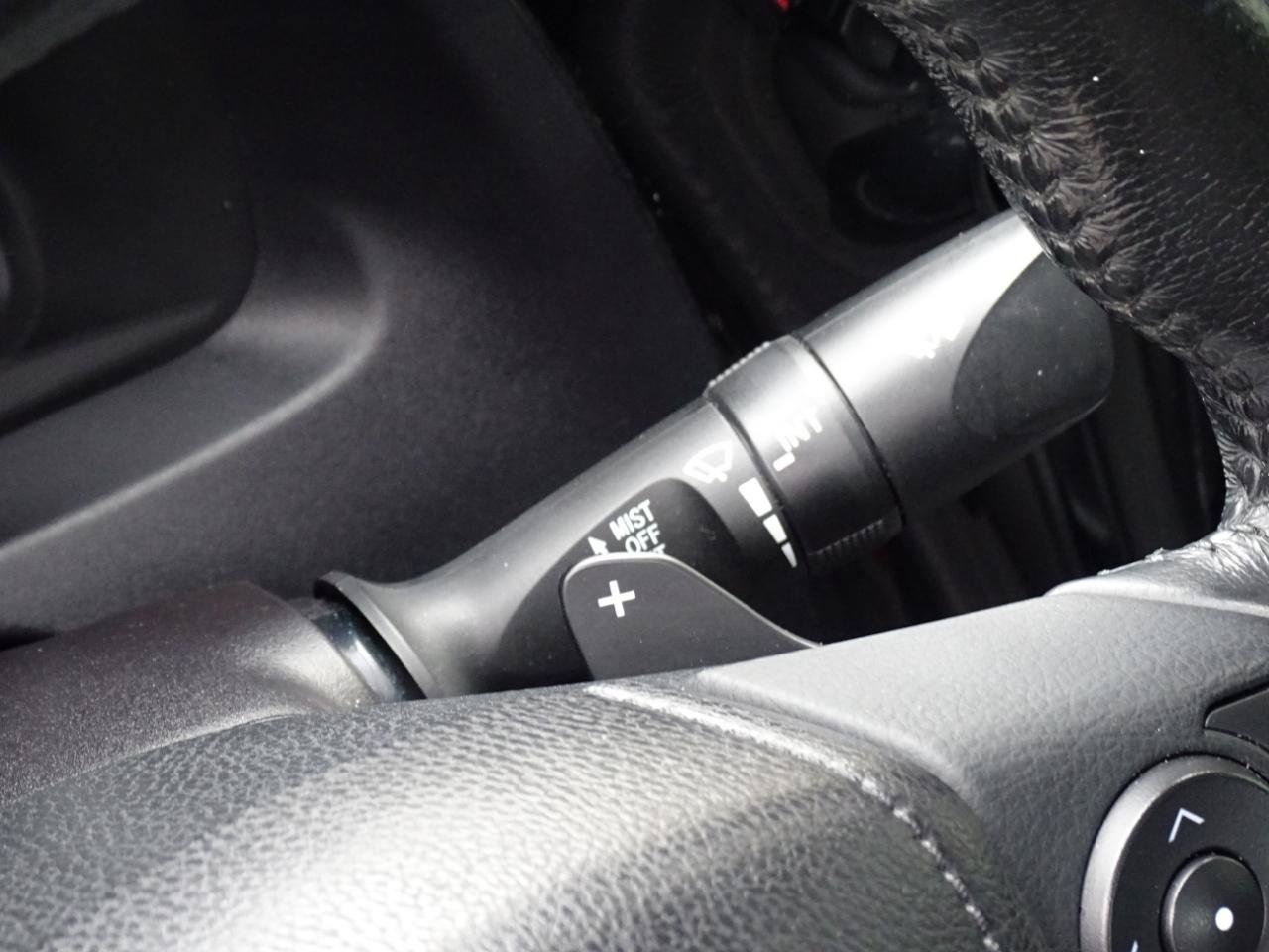 Used 2019 Toyota Corolla SE FWD image 16