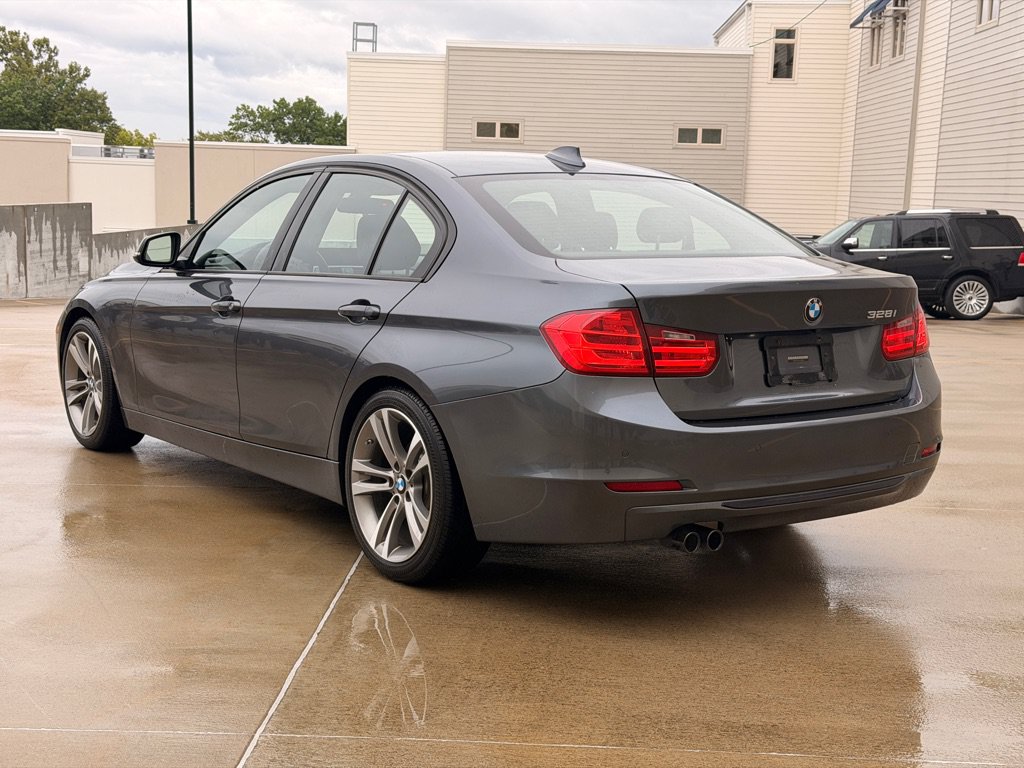 Used 2015 BMW 328i Sedan RWD image 5