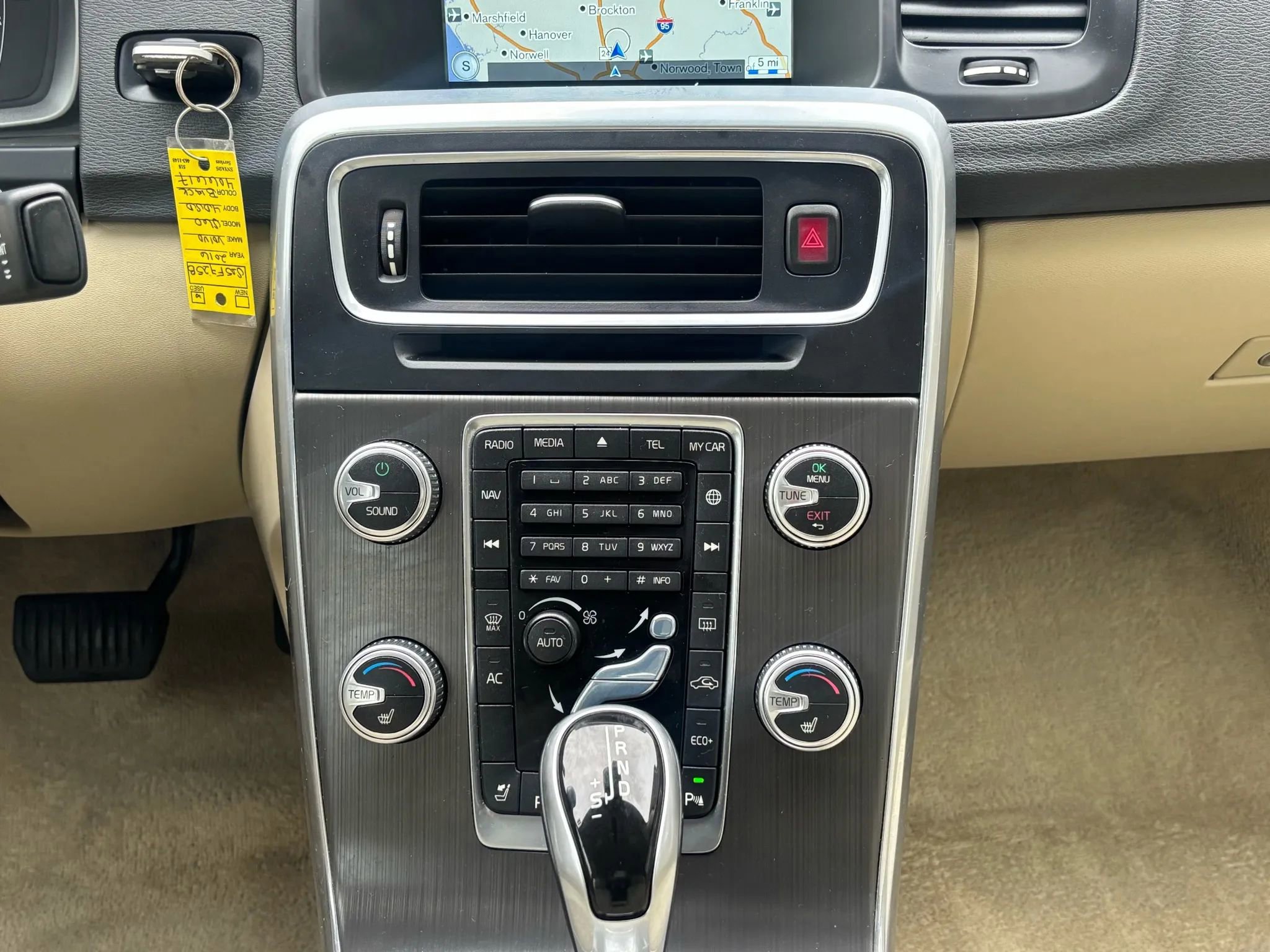 Used 2016 Volvo S60 T5 image 29