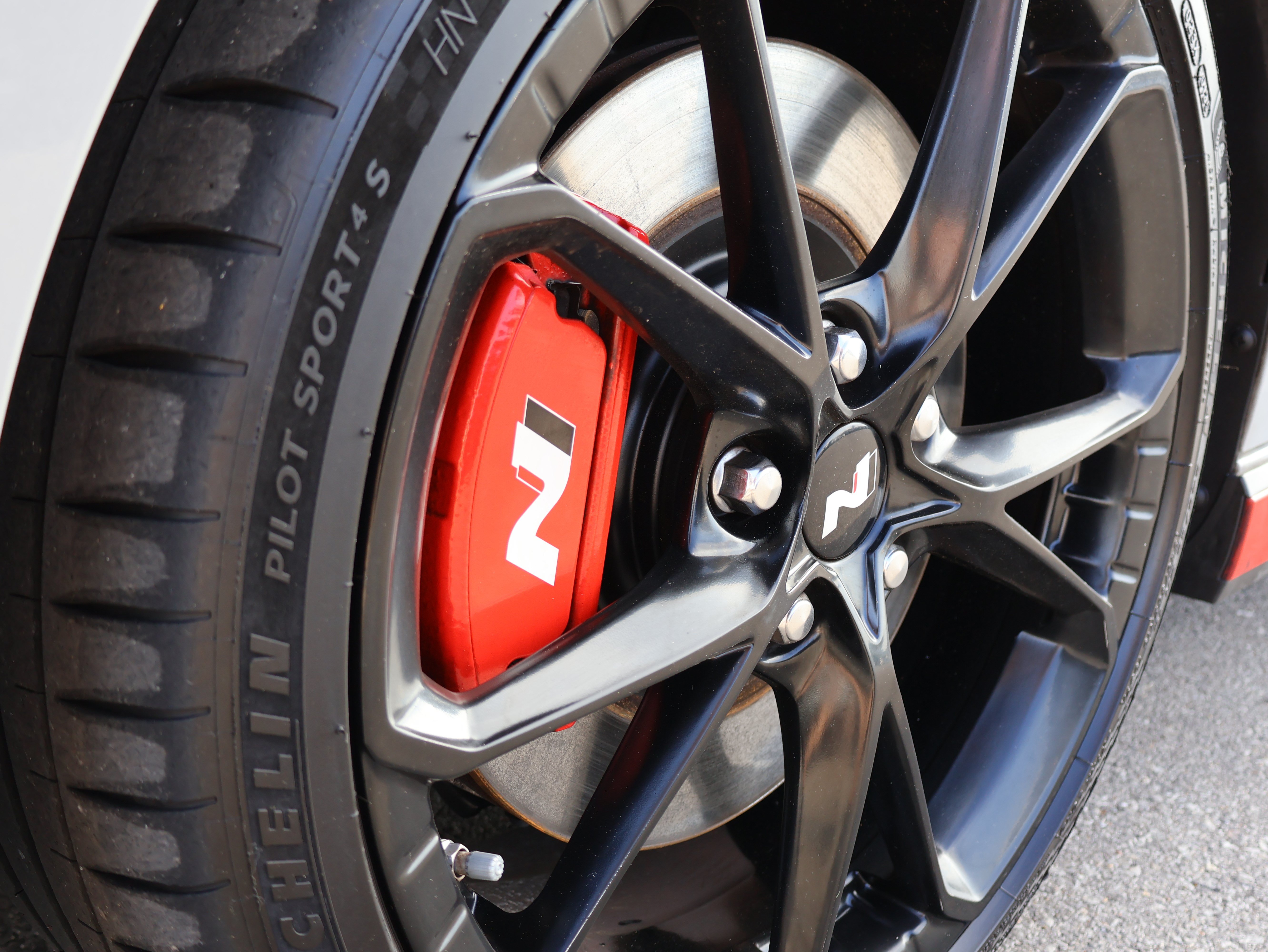 Used 2025 Hyundai Elantra N FWD image 28