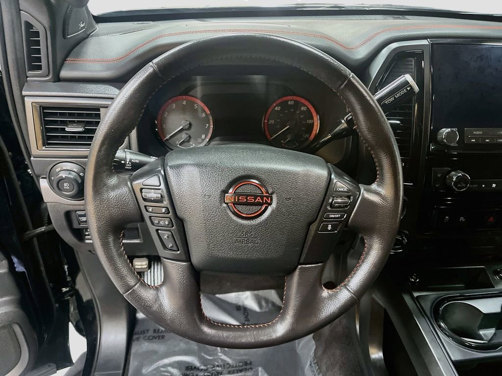 Used 2024 Nissan Titan PRO-4X w/ Pro-4x Convenience Package AWD/4WD image 11