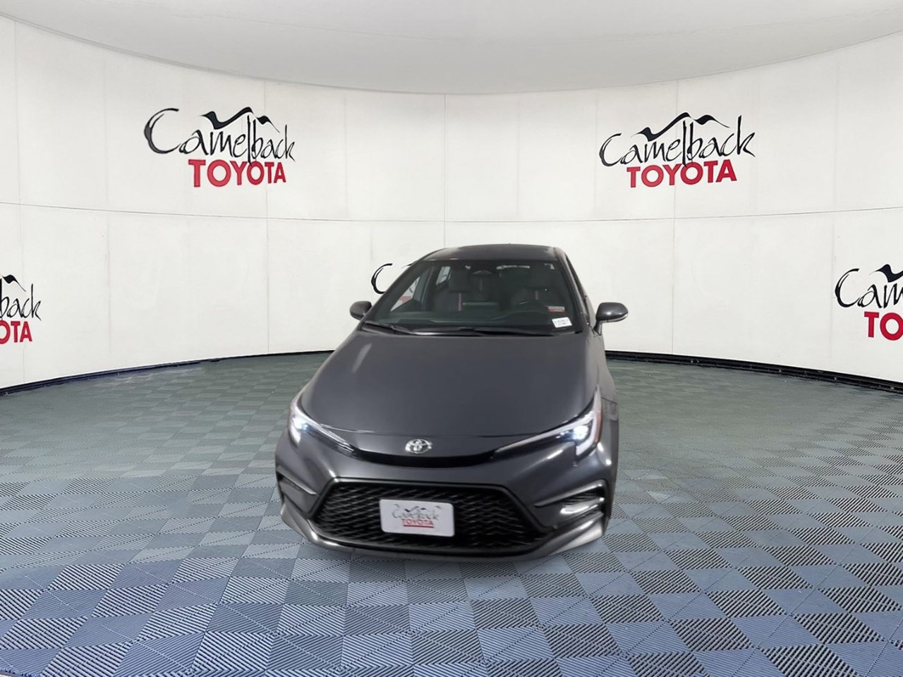 Used 2025 Toyota Corolla SE FWD image 6