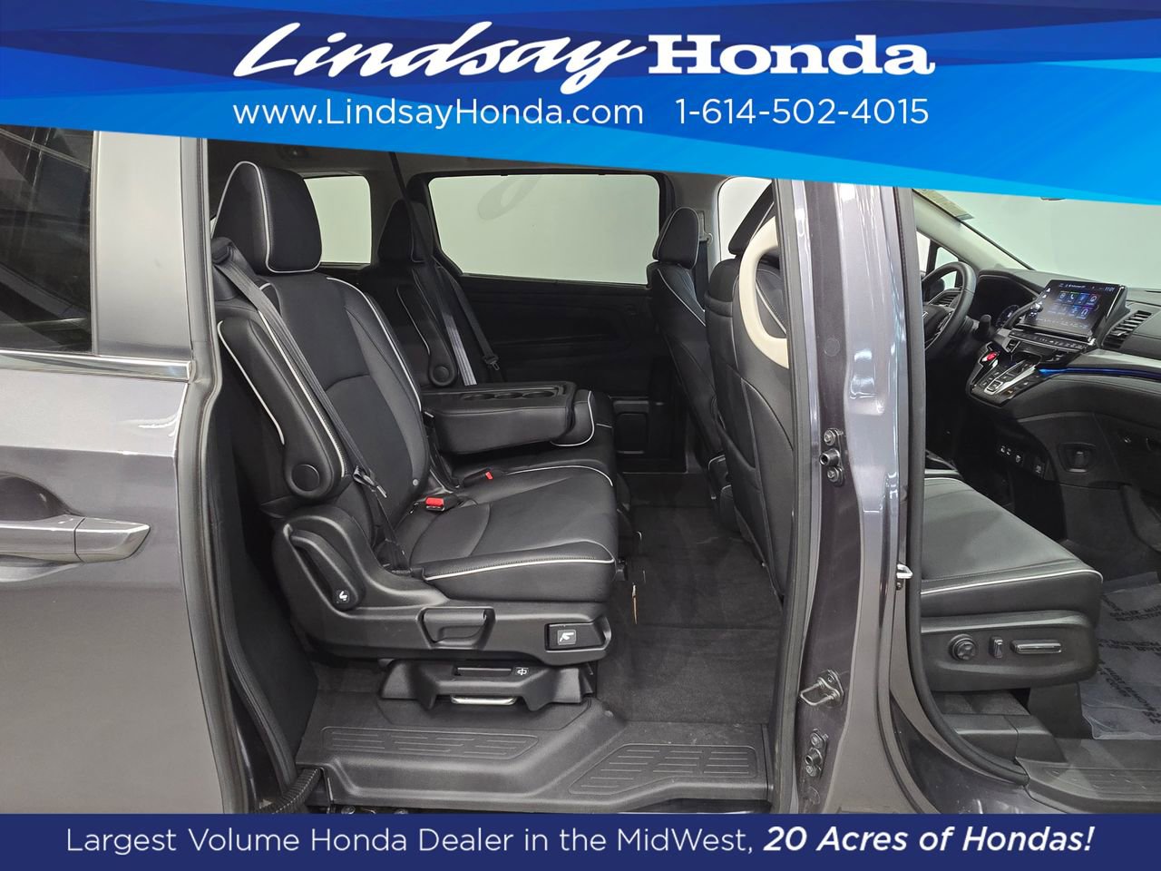 Used 2025 Honda Odyssey Touring image 9