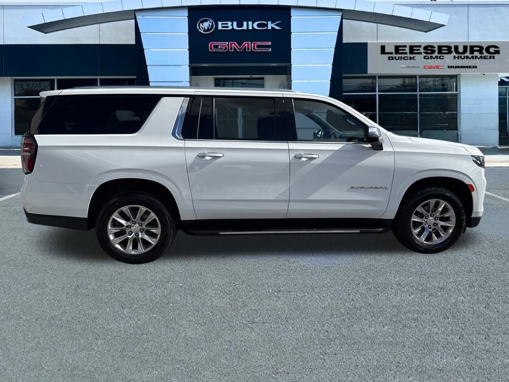 Used 2023 Chevrolet Suburban Premier image 7