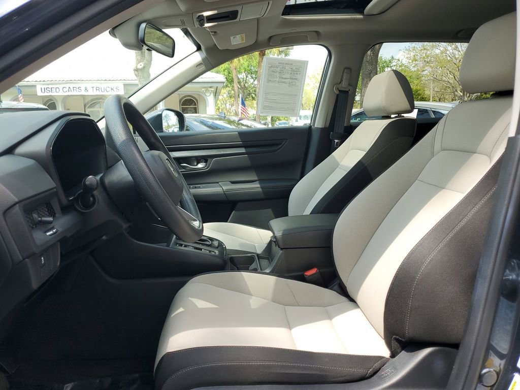 Used 2024 Honda CR-V EX image 11